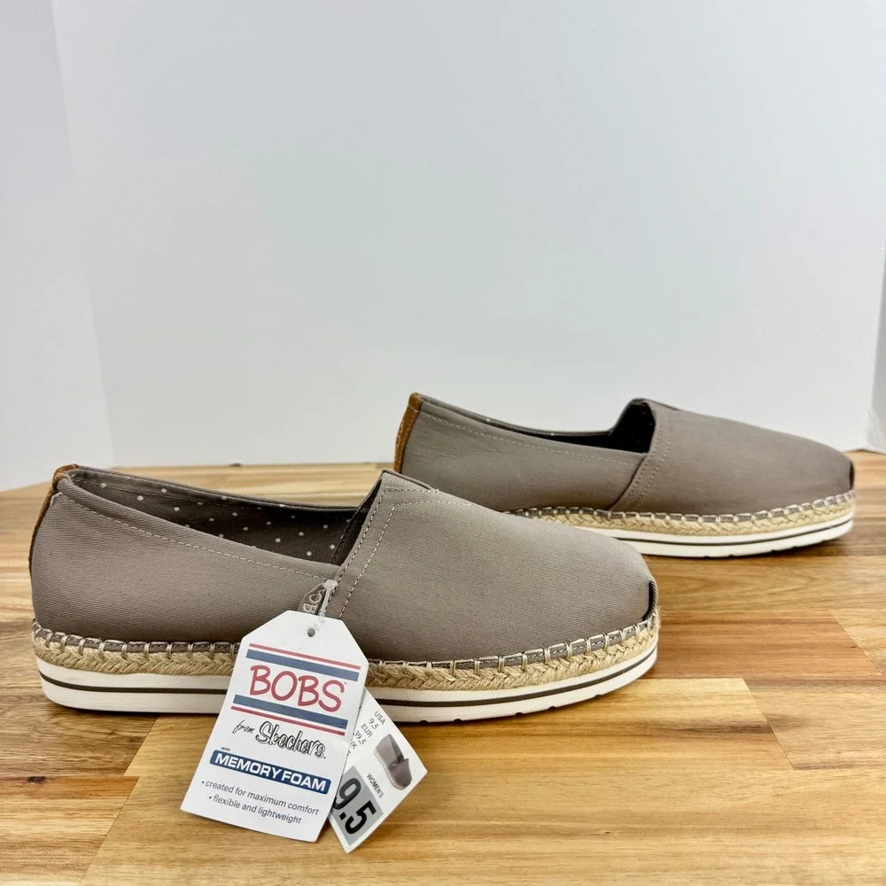 BOBS from Skechers Women's Espadrille Slip On Casual‎ Comfort Shoes